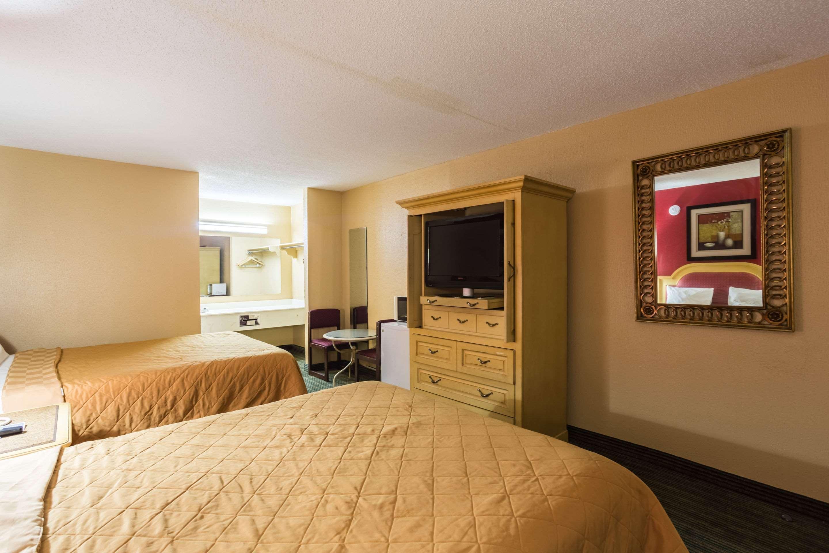Rodeway Inn Hazlehurst Kültér fotó